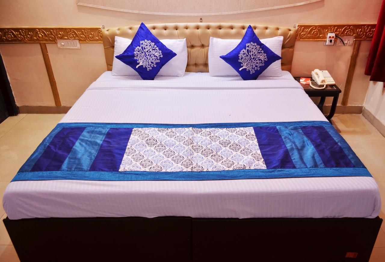 Oyo 5884 Amante Hotel Chandigarh Bagian luar foto