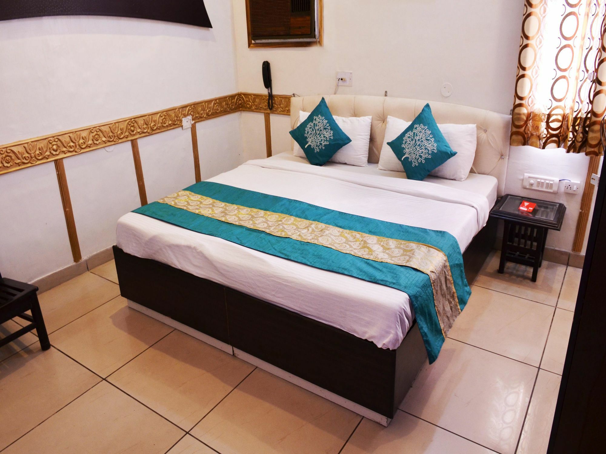 Oyo 5884 Amante Hotel Chandigarh Bagian luar foto