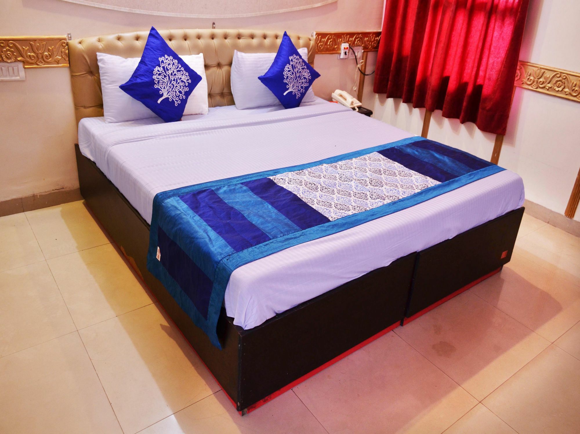 Oyo 5884 Amante Hotel Chandigarh Bagian luar foto
