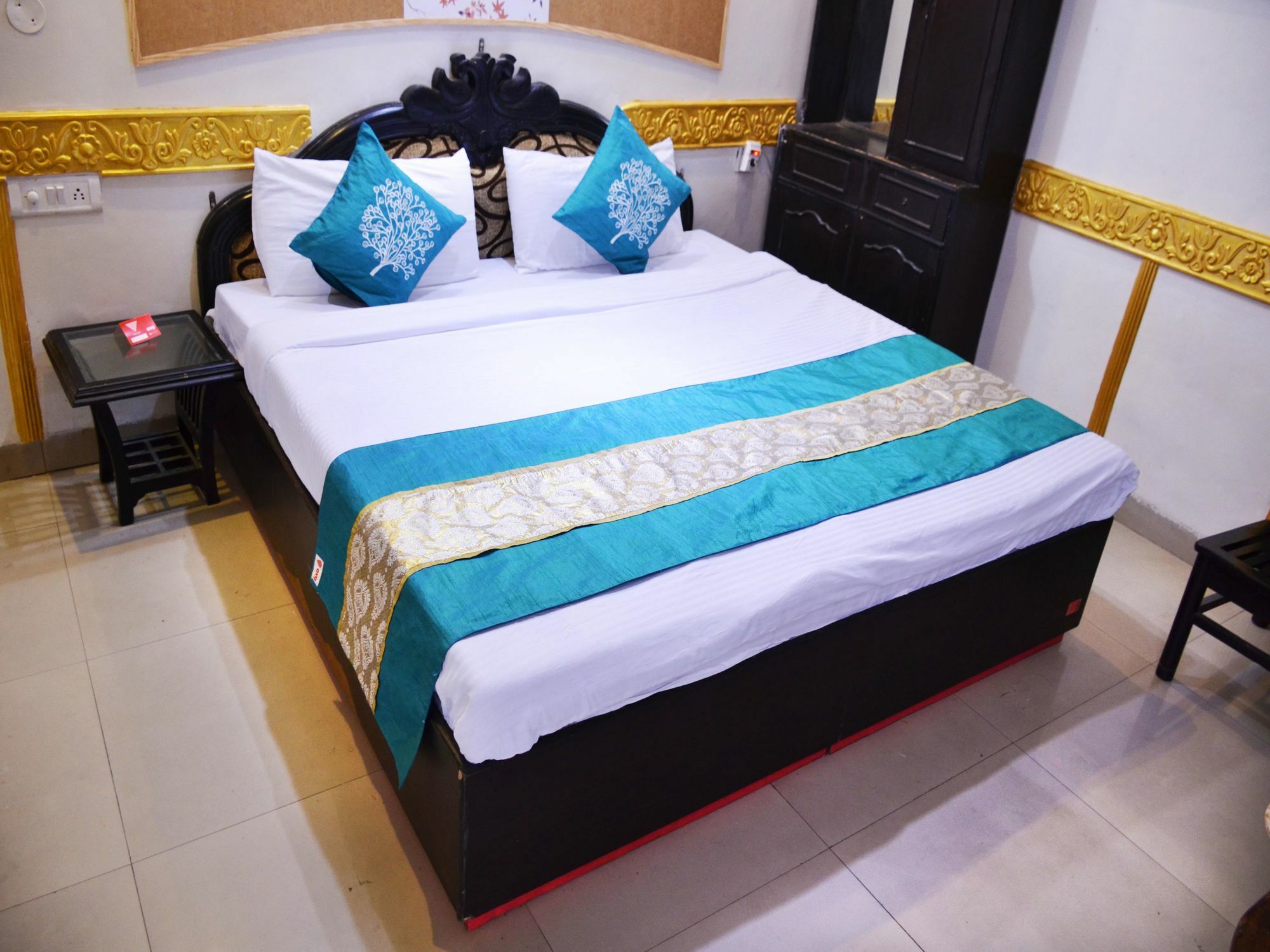 Oyo 5884 Amante Hotel Chandigarh Bagian luar foto