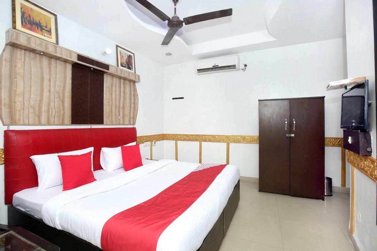 Oyo 5884 Amante Hotel Chandigarh Bagian luar foto